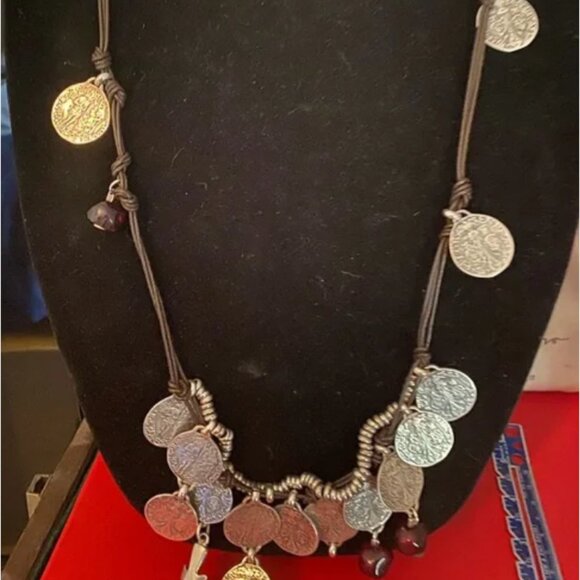 UNO de 50 long necklace with coins and beads on brown leather rope - Picture 4 of 6